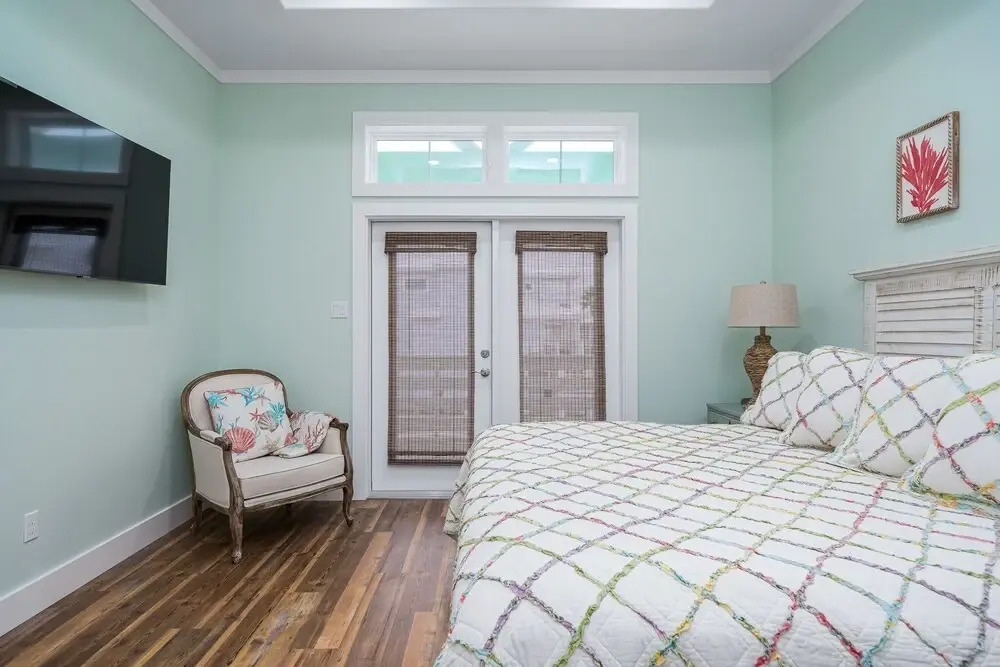 The Gruene Escape 4 Bedroom Home by Redawning