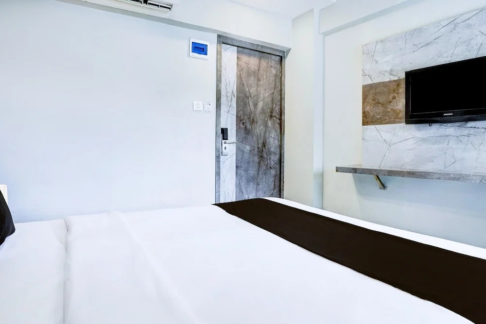 Townhouse Oak Vashi