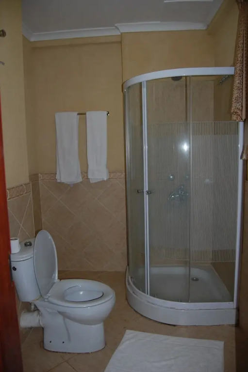 Arusha Center Inn