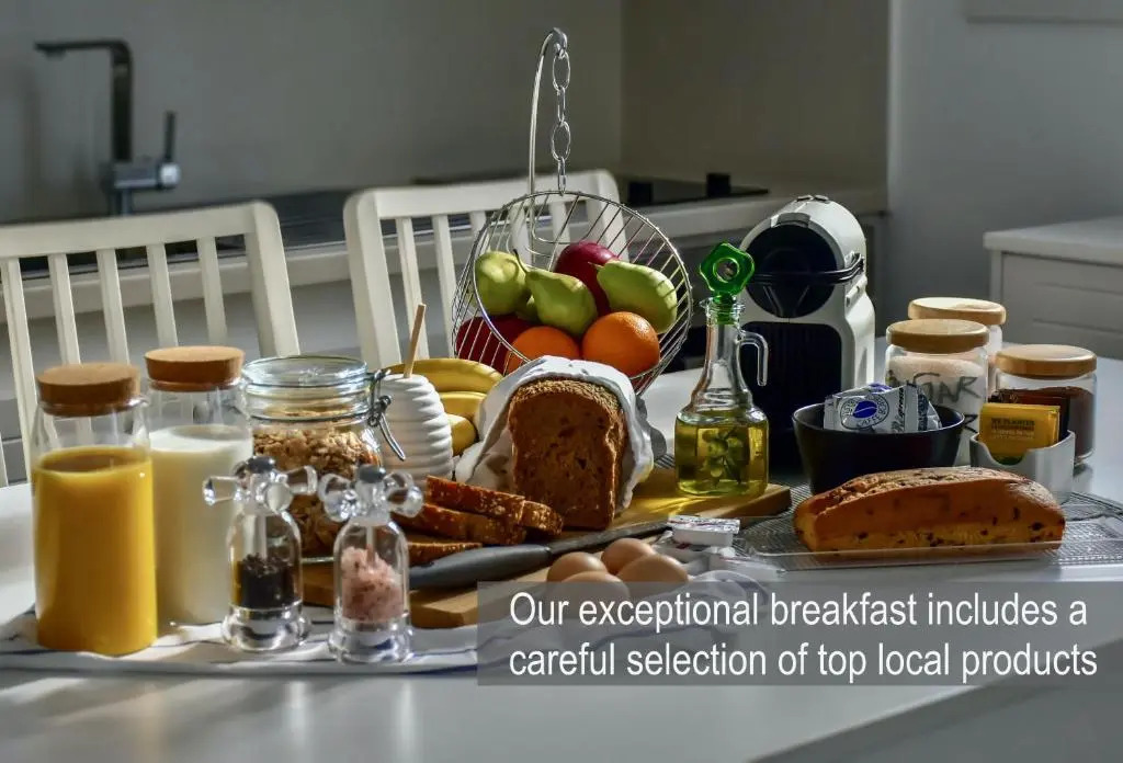 White Rock Milos Suites