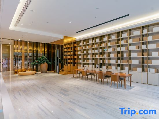 JI Hotel (Mount Emei Buddha Temple Emei Railway Station)