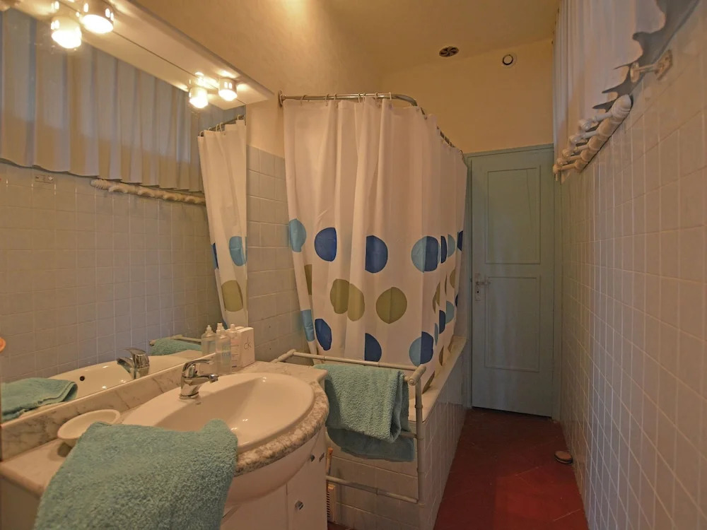 Authentic Holiday Home With Private Swimming Pool and Large Garden in Southern France