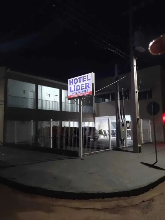 Hotel Líder