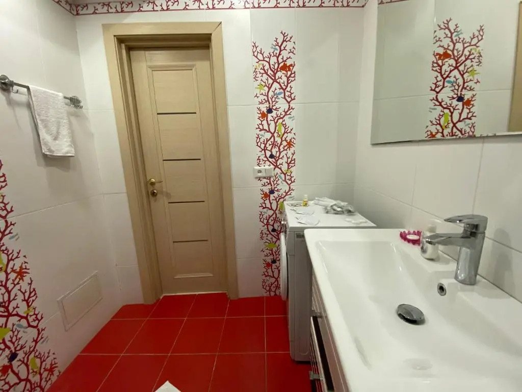 3-h komnatnye apartamenty v tsentre