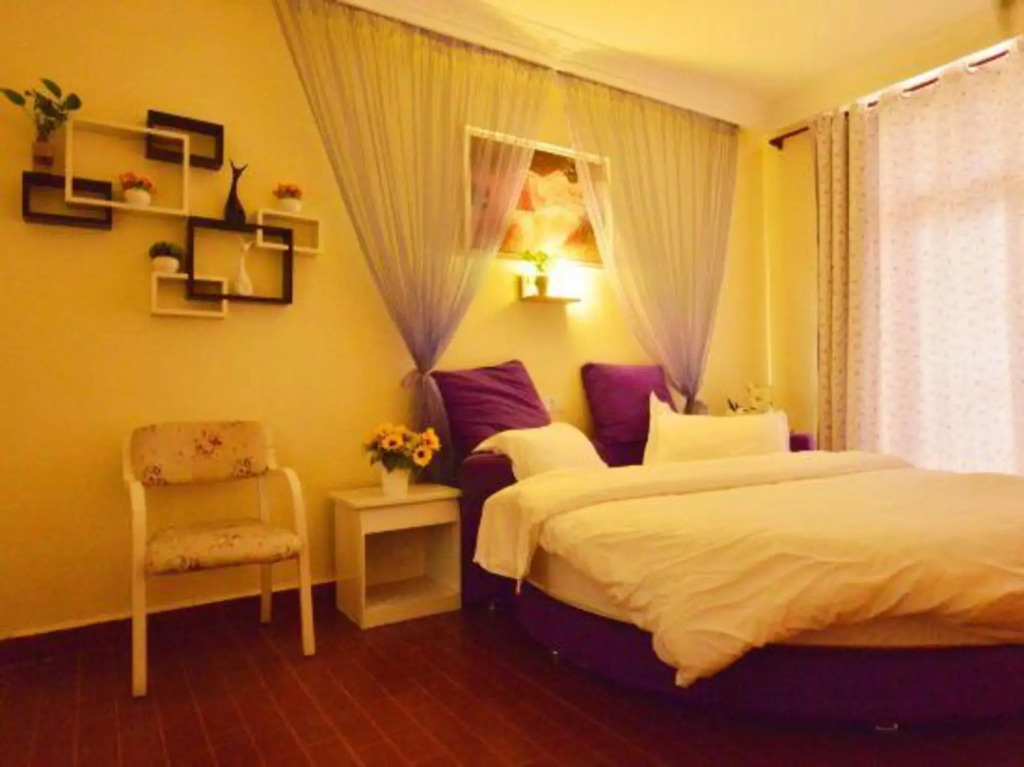 Yangshuo Fenglin Evening Inn (Bus Terminal Opera House Store)