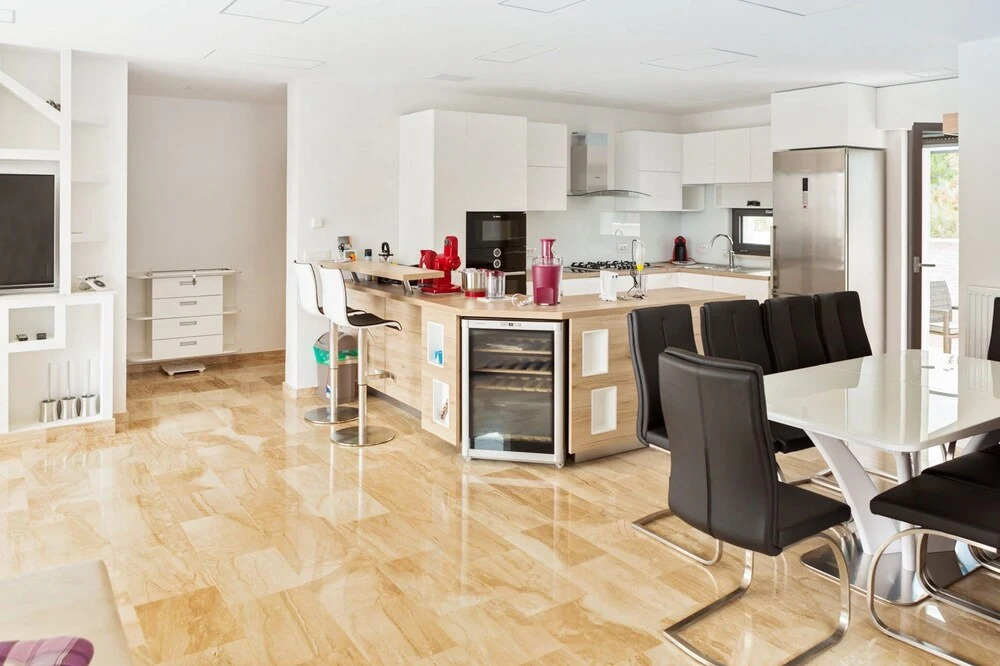 A Modern, 3-bedroom House in Vodice With a Swimming Pool and Wifi 800m