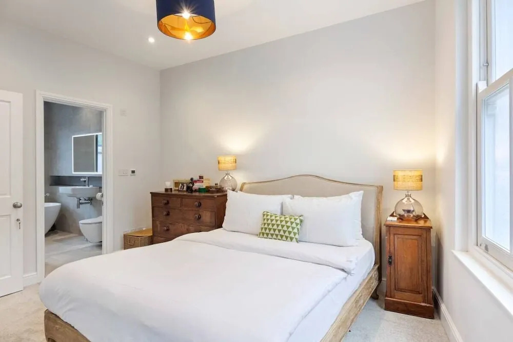 Stunning 3-bed House W/terrace & Garden in Notting Hill