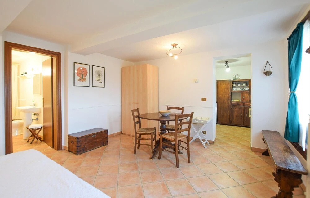 Awesome Home in Castiglione Del Lago With 7 Bedrooms, Outdoor Swimming Pool and Wifi