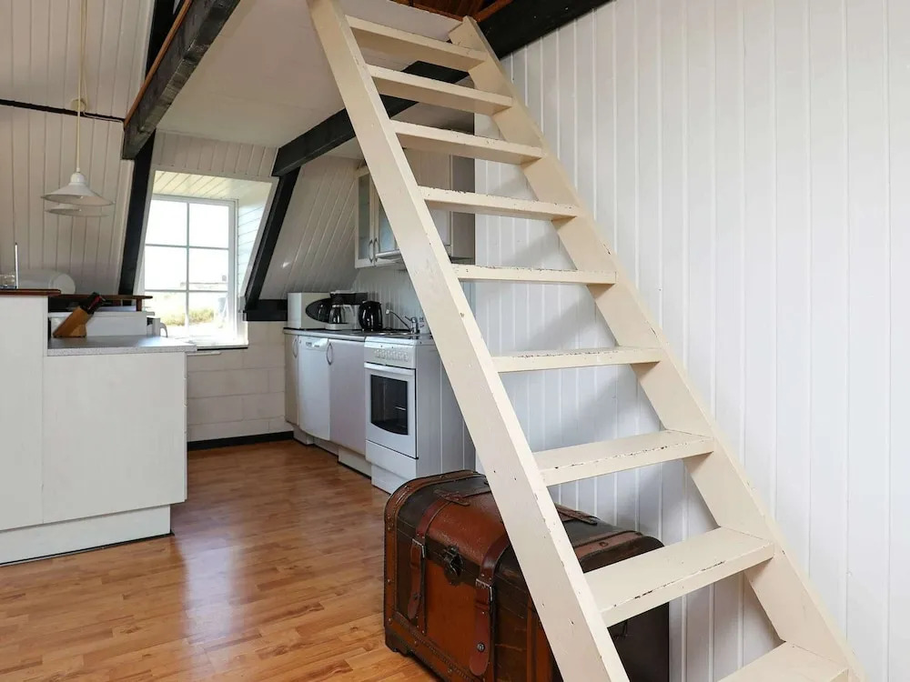 6 person holiday home in Ringkøbing-By Traum