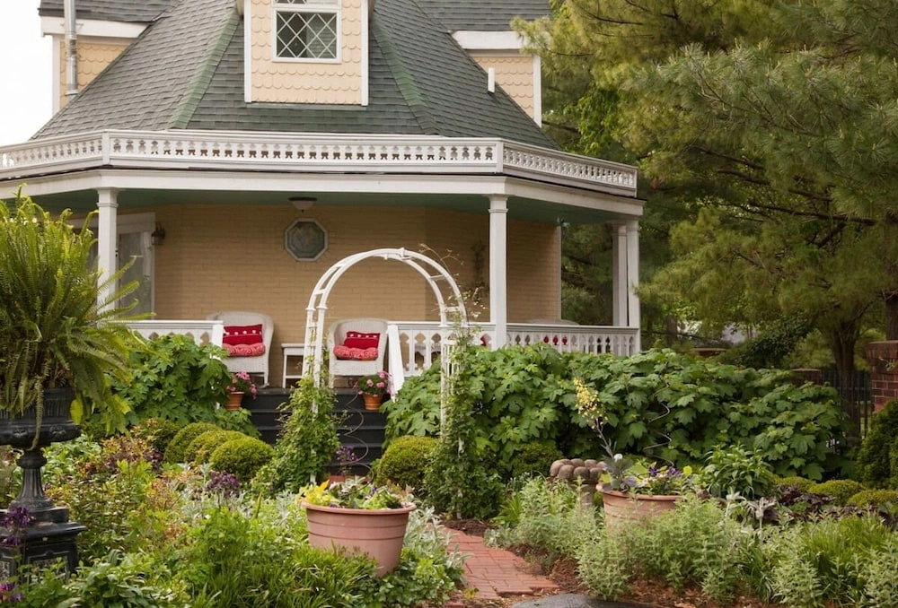 Inn at Woodhaven-In the Heart of the Bourbon Trail-Over 12 Distilleries Nearby