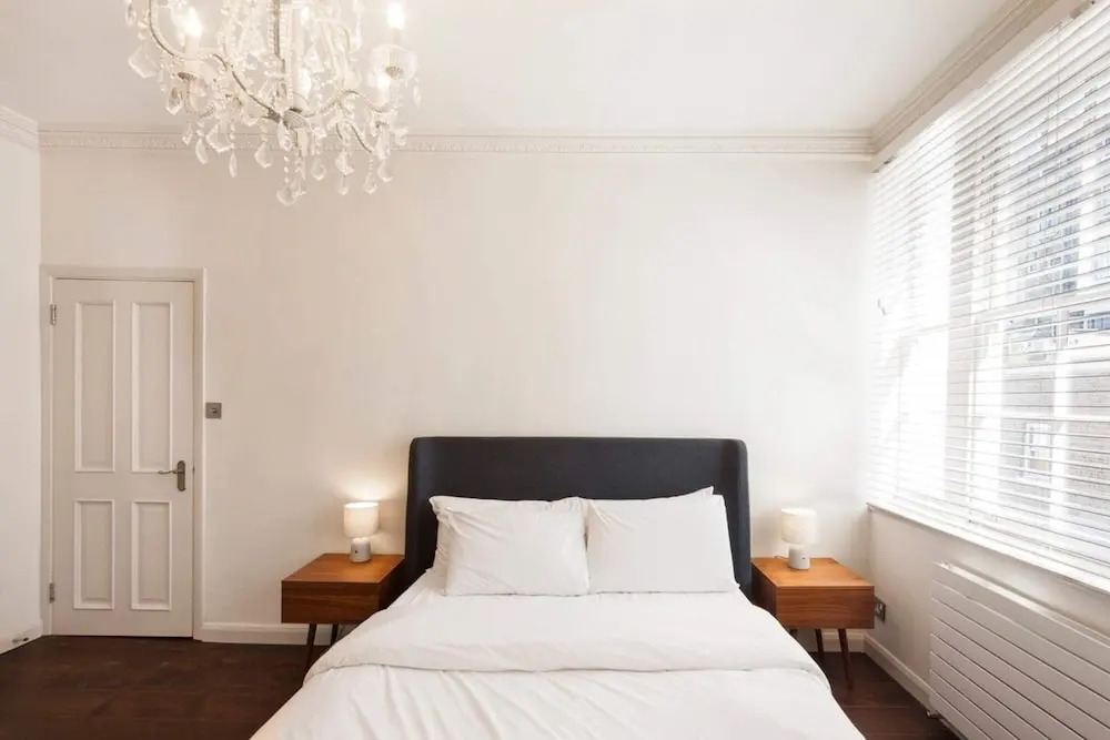 Elegant, Airy 2 Bedroom Flat in Paddington