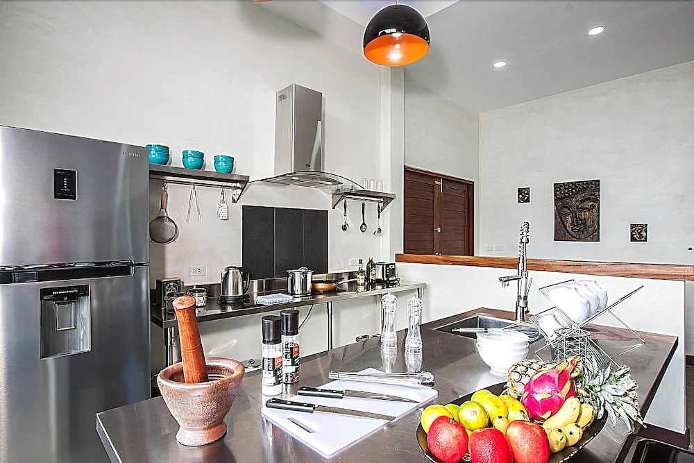 Paritta Sky Villa A 2 villas with 3 beds each