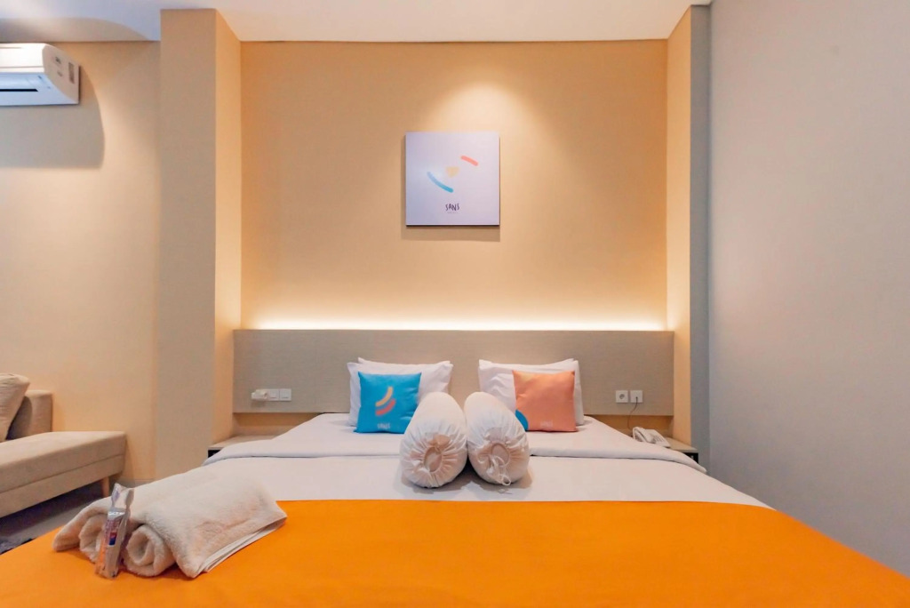 Sans Hotel Alexander Bandung