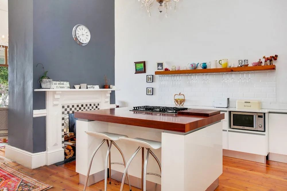 Victorian House on the Atlantic Seaboard