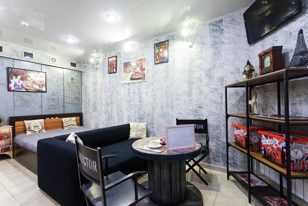 RentalSPb London cafe Studio