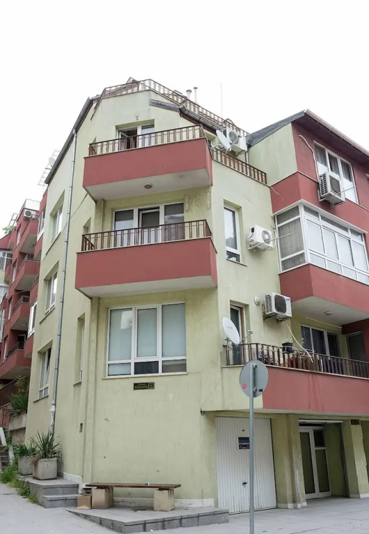 FM Deluxe 1-BDR Maisonette with Terrace