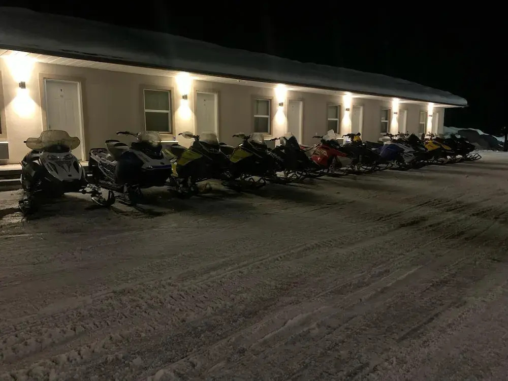 Deep River Motel