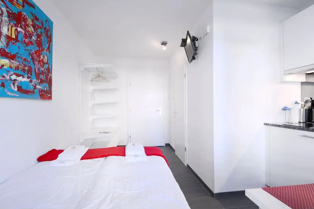 HITrental Station Apartments