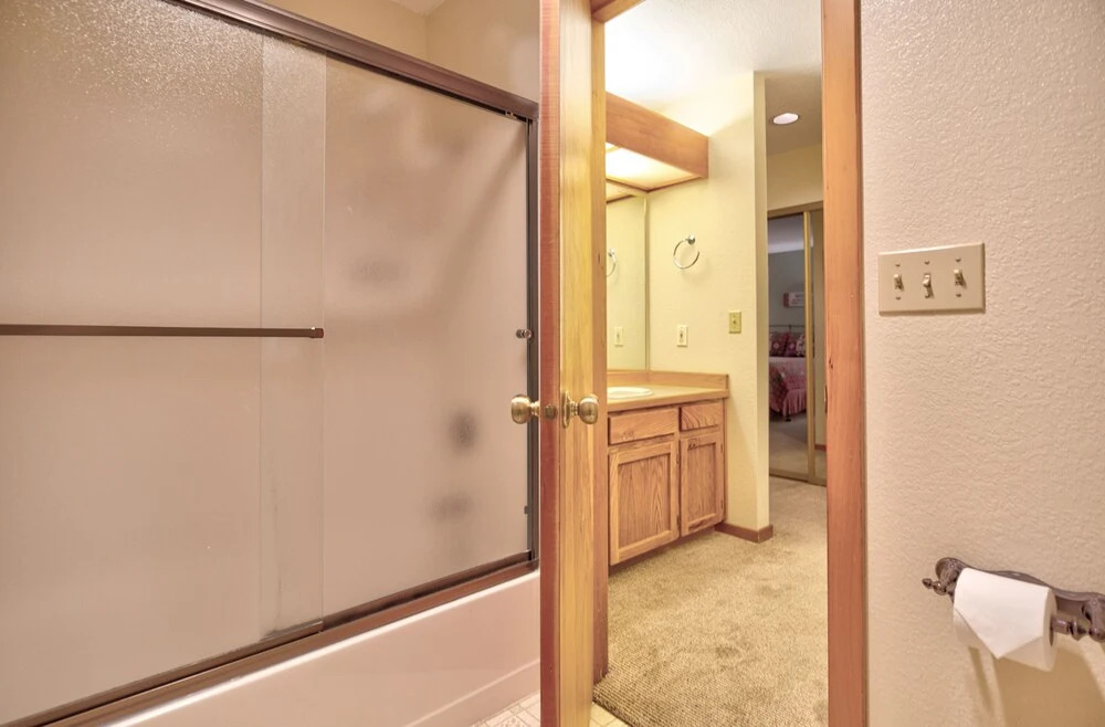 Wildflower Condo #44 by Village Properties at Sunriver
