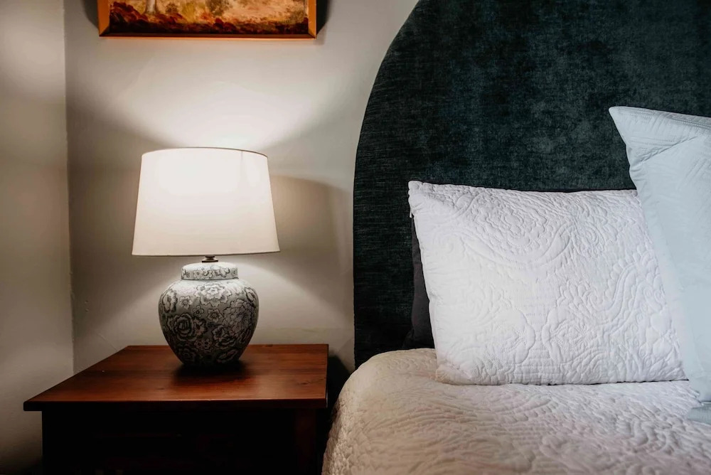 The Rabbit Hole Inn at Harvest Home
