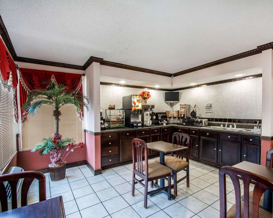 Econolodge