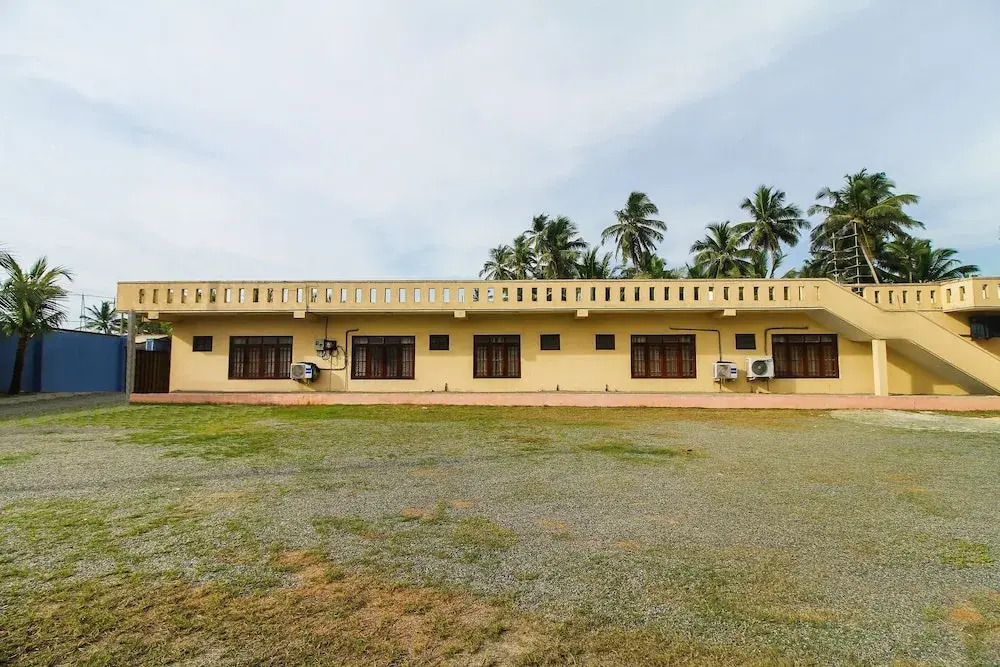 OYO 519 Sananda Hotel