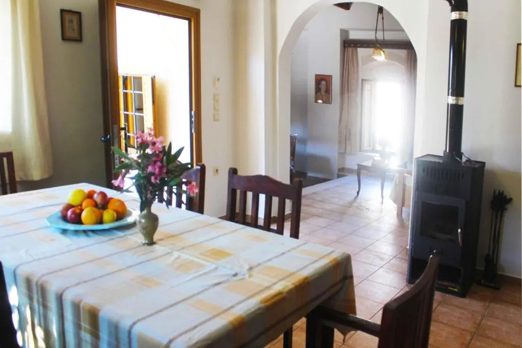 The house under Asterousia