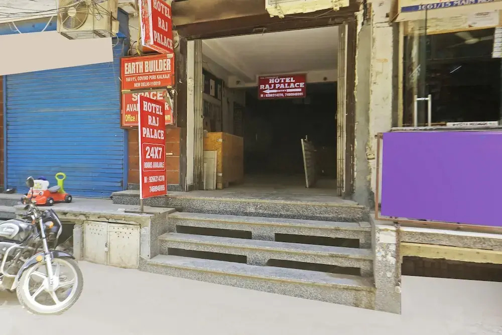 Hotel Raj Palace