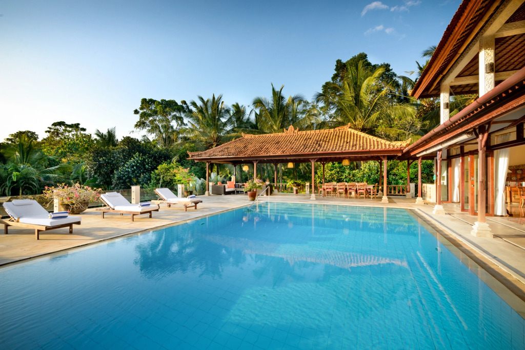 7 bedroom Villa Belanda Balian- 11 bedrooms available with villa next door