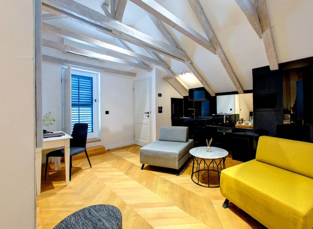 Boutique House Forty-Four