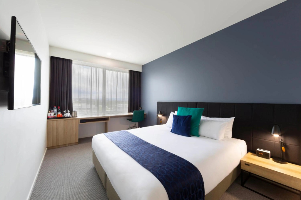 Mantra MacArthur Hotel