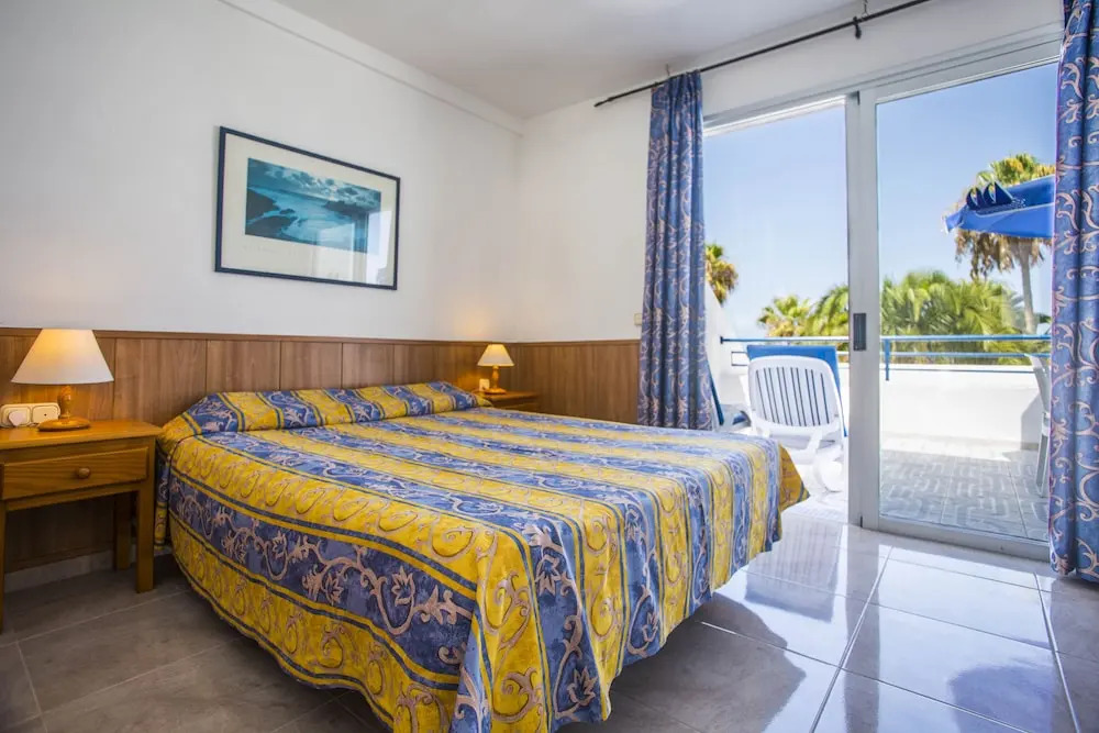 Apartamentos Puerto Colon Club