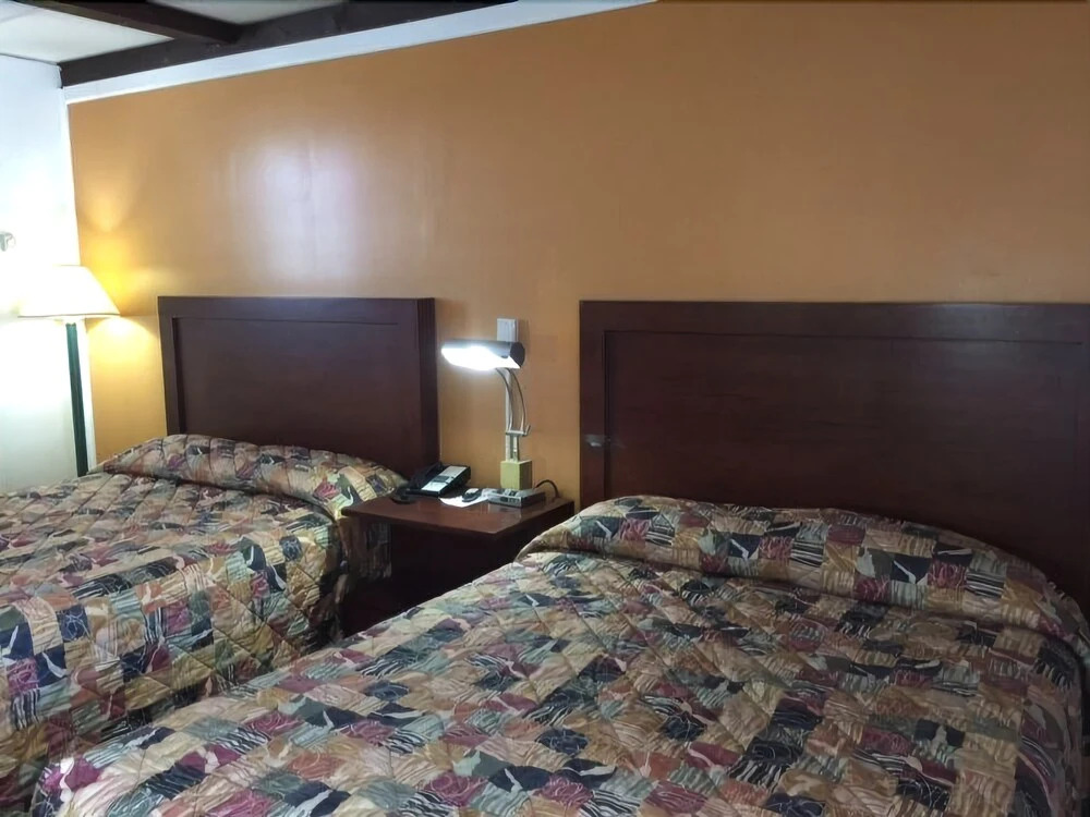 The Hollander Motel