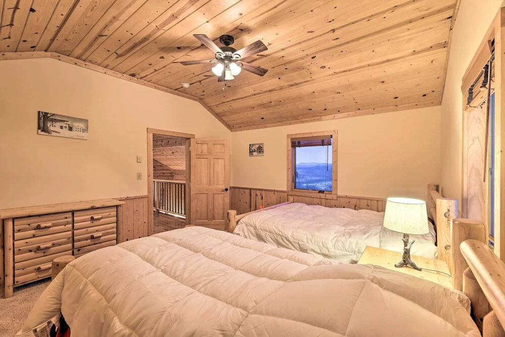 Spacious Slaty Fork Home ~ 12 Mi to Snowshoe