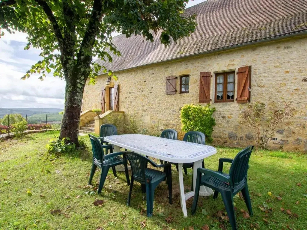 Maison périgourdine avec piscine et animaux acceptés à Daglan - FR-1-616-75