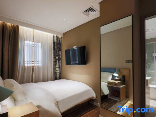 Homeinn · neo (Shenzhen Window of the World Baishizhou)