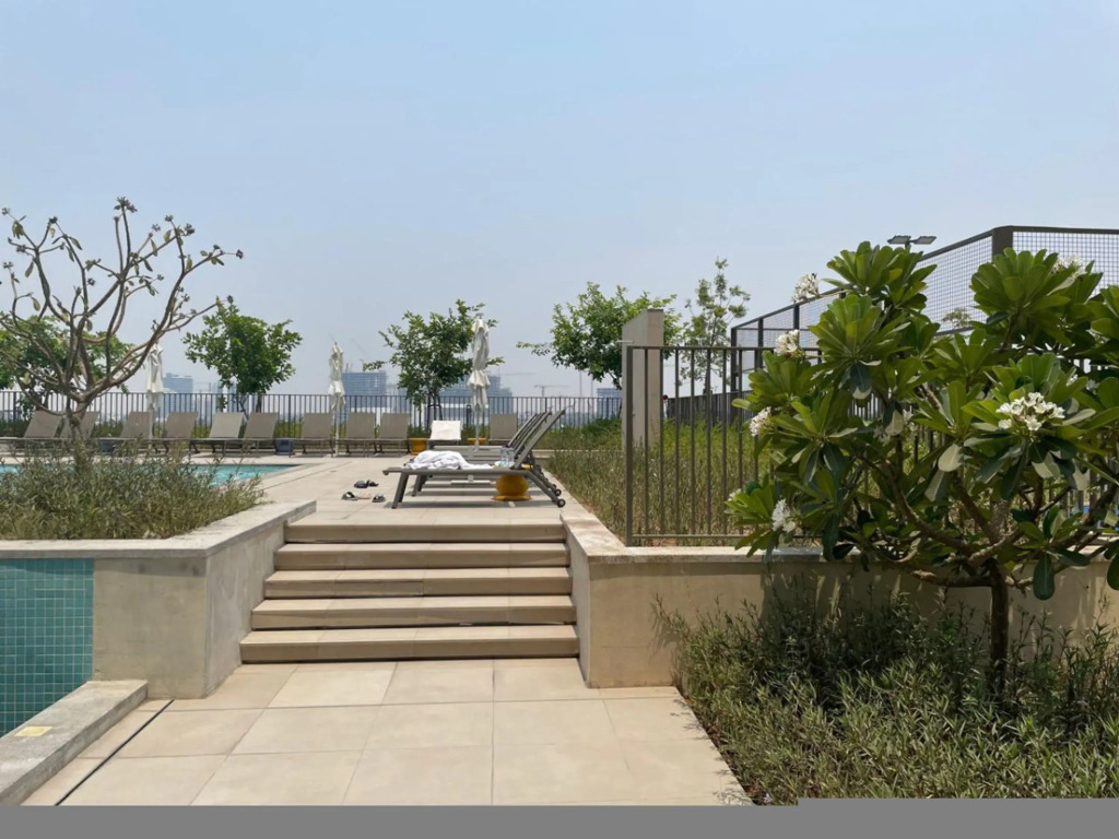 Luxury at Socio Dubai Hills 2 Beds Sleeps 4
