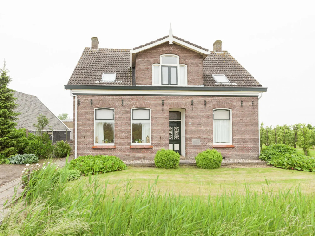 leisure retrete with costal nature