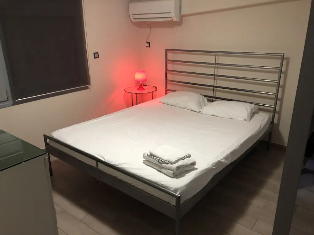 roomotel