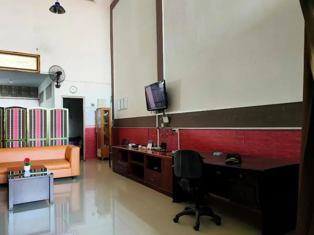 Hotel O Kost 3 Kelor Syariah