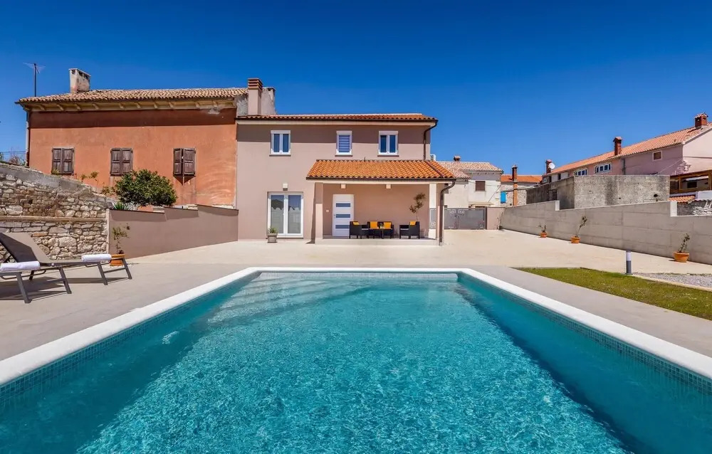 Beautiful Home in Valtura With Outdoor Swimming Pool, Wifi and 3 Bedrooms