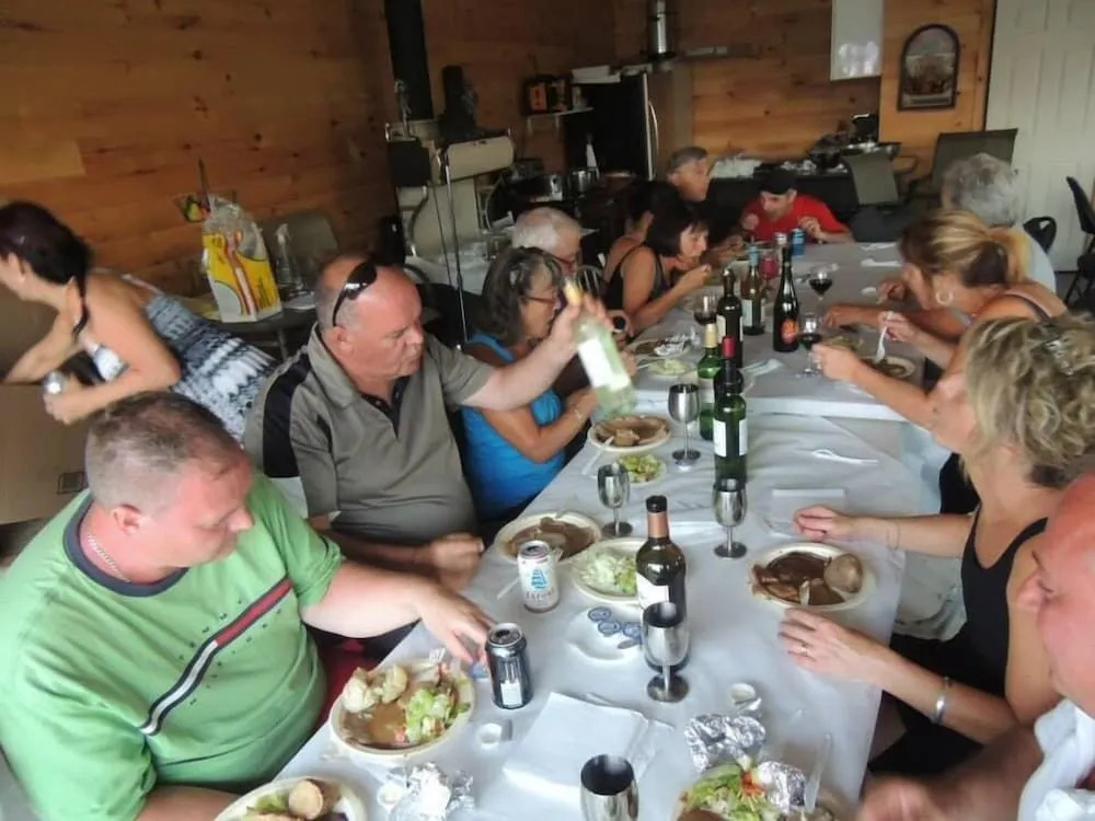  Chalets et Gîte au bord au bord du Lac Kénogami