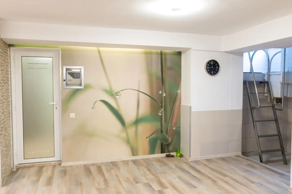Noviz Hotel
