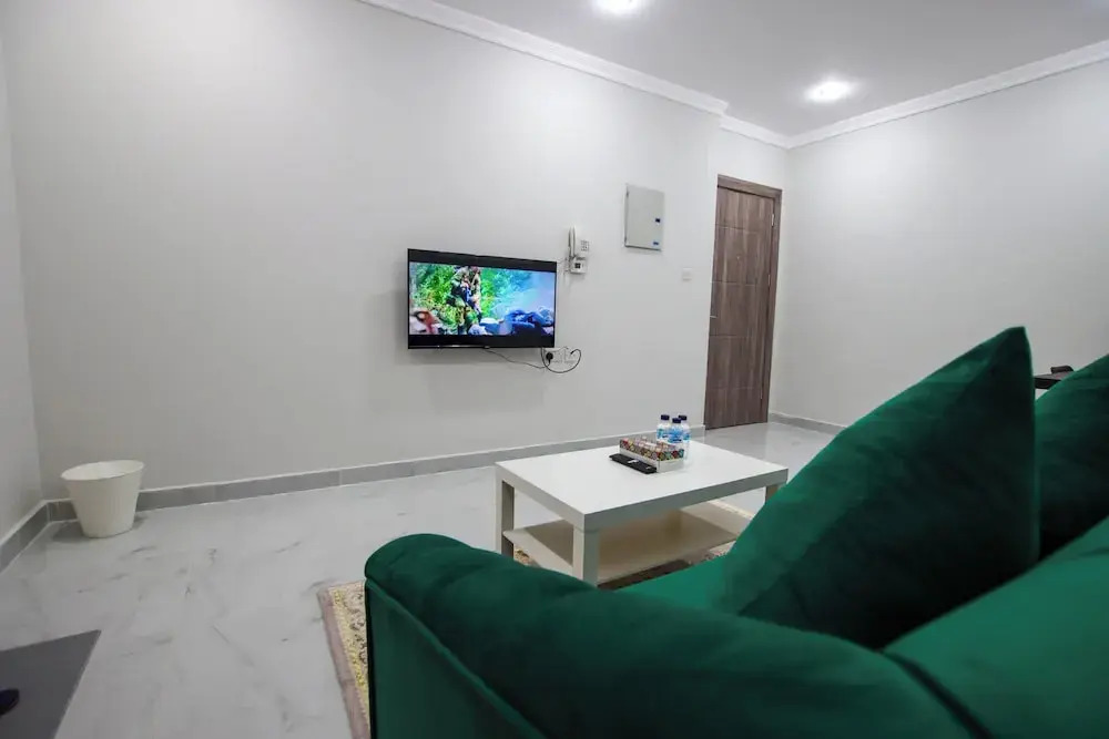 Star Night Furnished Apartments
