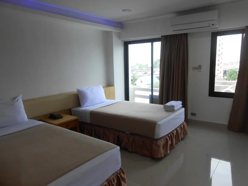 The Tower Praram 9 Hotel