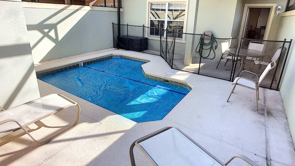Donald's Dreamhouse - 5 BR Townhome - BRM 1619