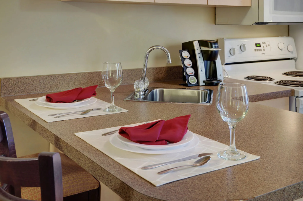 Pomeroy Inn & Suites Fort St. John