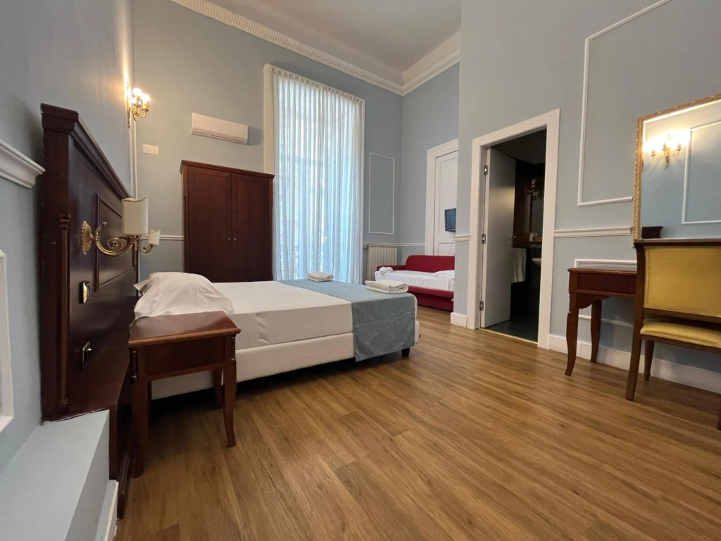 Napolitamo Hotel Principe