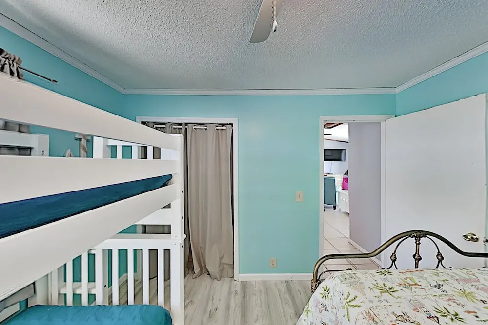 Beachfront Sun-kissed West - 1 Mile To Kiva Dunes 2 Bedroom Duplex