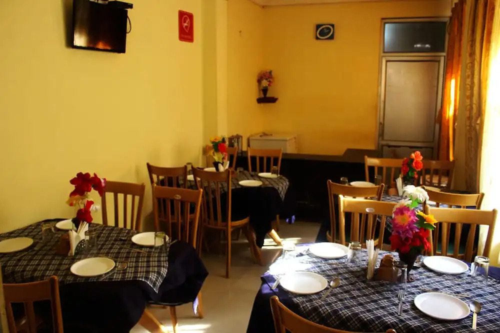 Hotel Anuj Regency